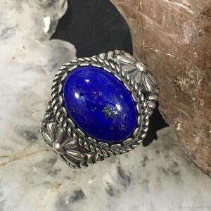 Carolyn Pollack Vintage Sterling Oval Lapis Lazuli Decorated Ring For Women